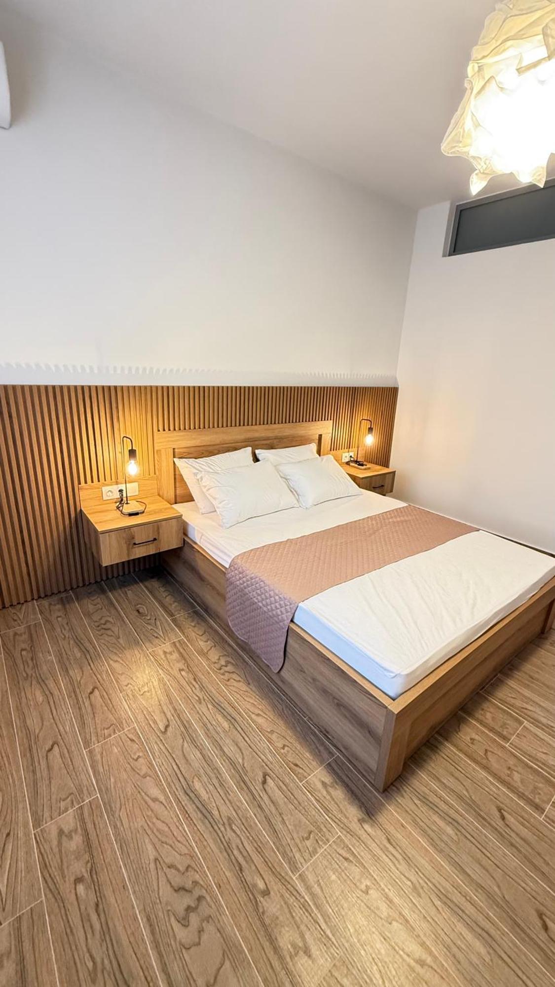 EllinFos ApartHotel Chaniotis Exterior foto