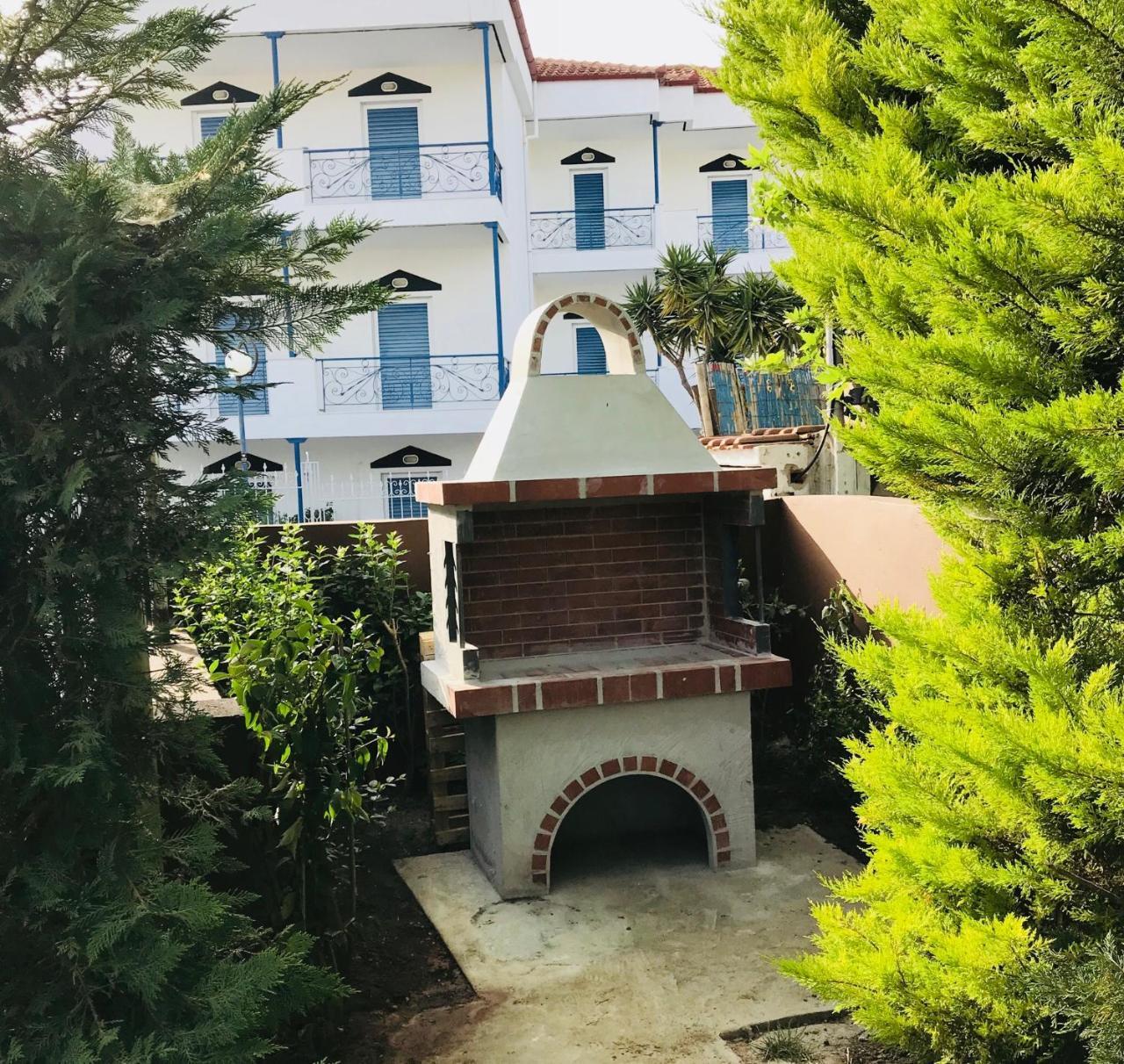 EllinFos ApartHotel Chaniotis Exterior foto